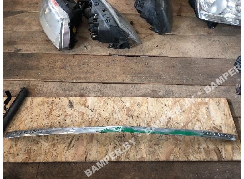 Накладка подсветки номера к Opel Antara