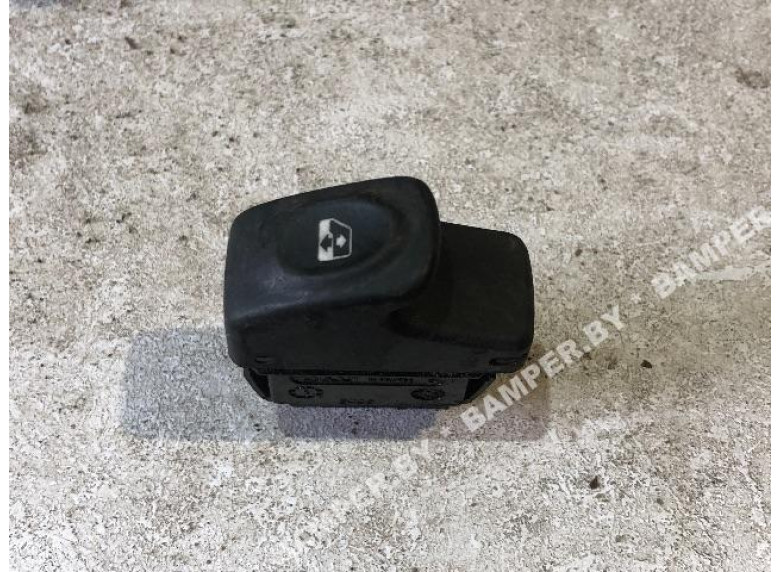 Кнопка стеклоподъемника к Renault Scenic, 2000г.