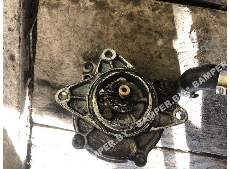 Насос вакуумный к Audi A4