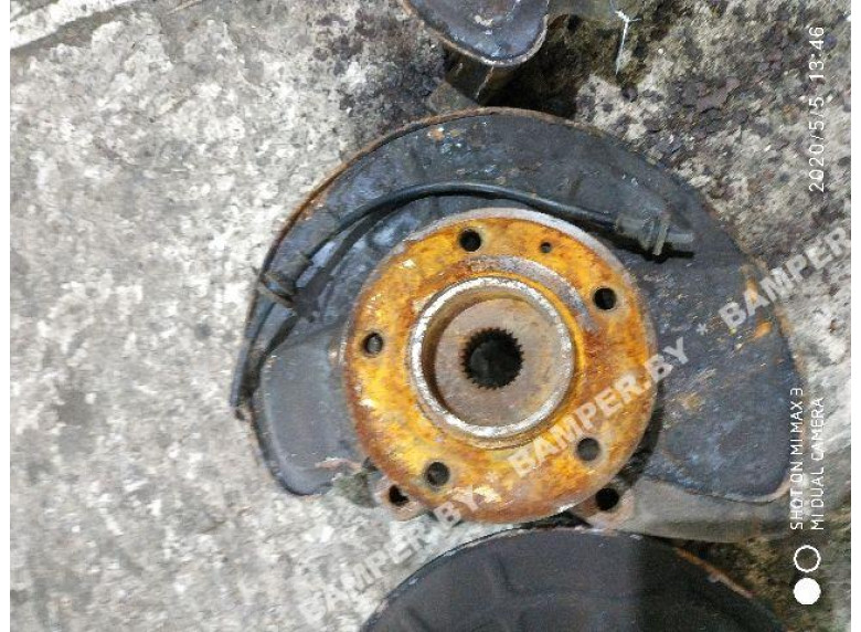 Ступица передняя левая к Volvo V70