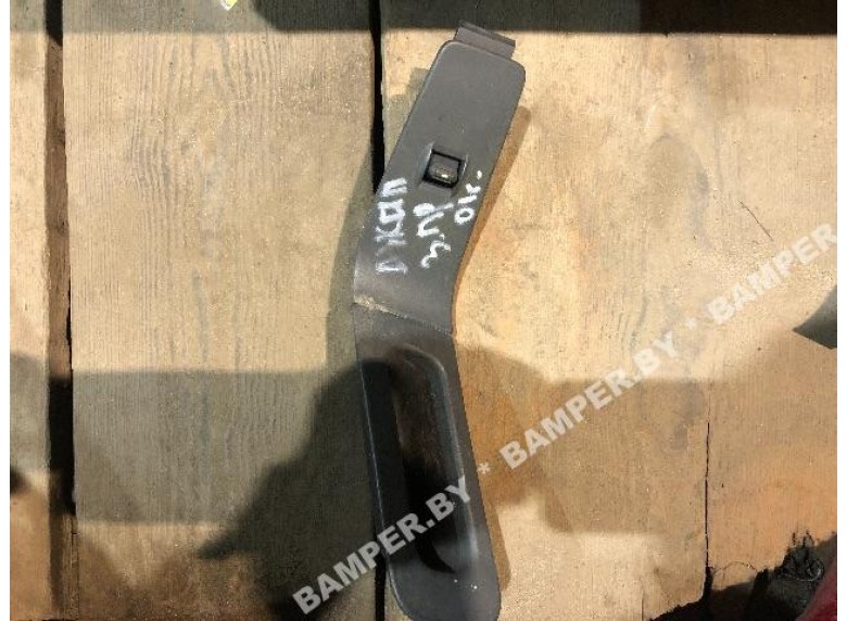 Кнопка стеклоподъемника к Jeep Grand Cherokee