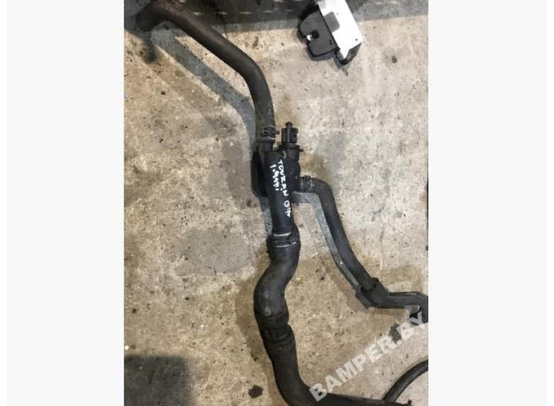 Патрубок воздушного фильтра к Volkswagen Touran, 2004г.