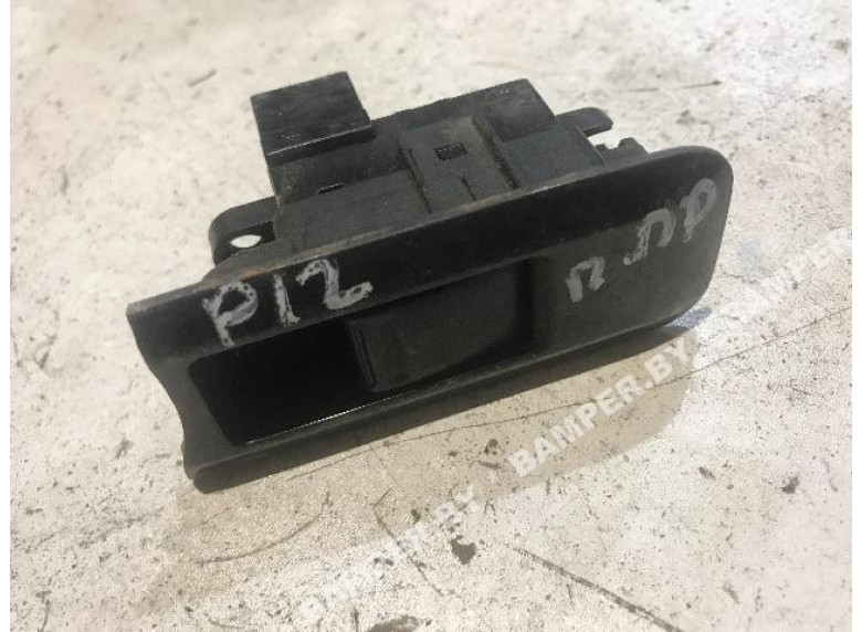 Кнопка стеклоподъемника к Nissan Primera, 2001г.