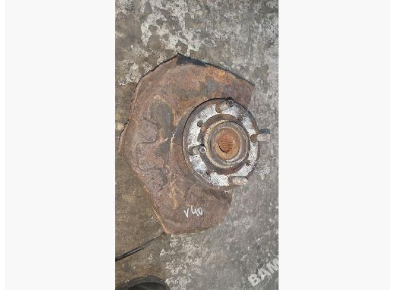 Ступица передняя левая к Volvo V40, 2000г.