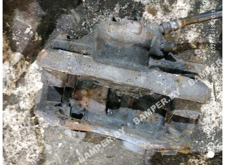 Суппорт передний правый к Peugeot 307, 2005г.