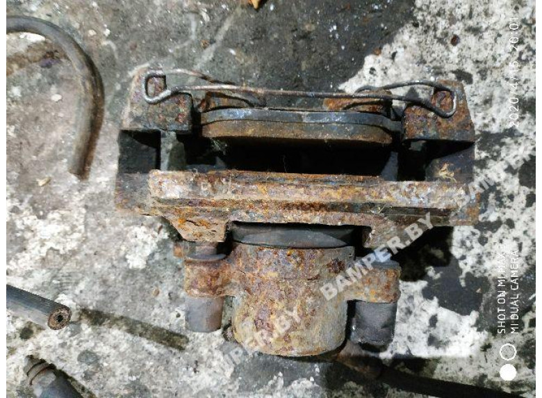 Суппорт передний левый к Fiat Punto