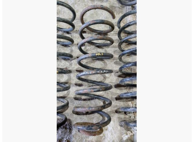 Пружина задняя к Volkswagen Golf, 1998г.