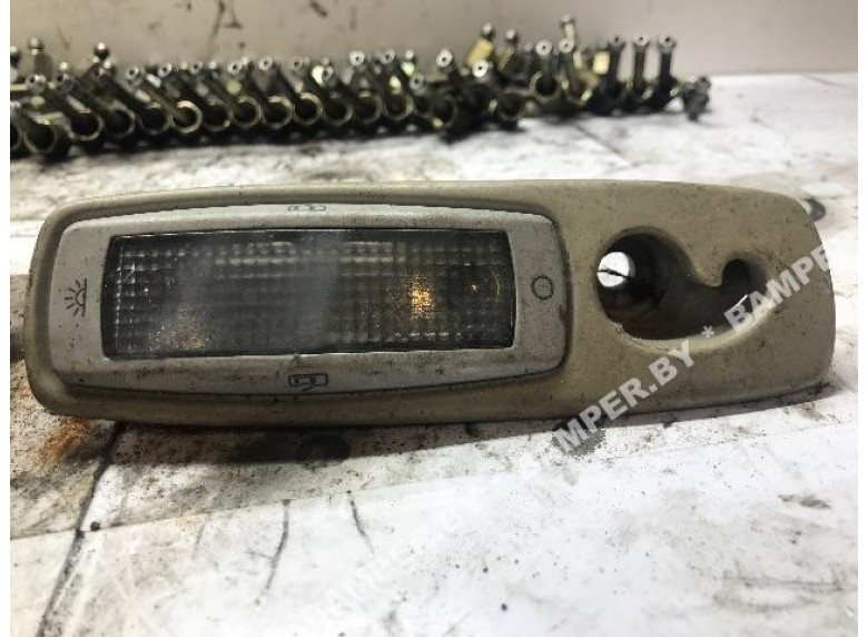 Фонарь салона (плафон) к Volkswagen Passat, 2002г.