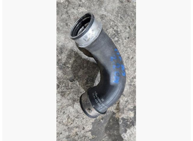 Патрубок интеркулера к Mercedes CLK W209, 2002г.