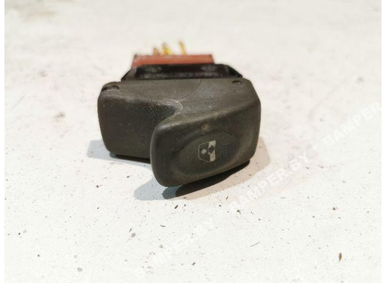 Кнопка стеклоподъемника к Renault Scenic RX4, 2000г.
