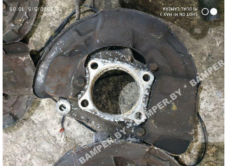 Ступица передняя левая к Volvo V70