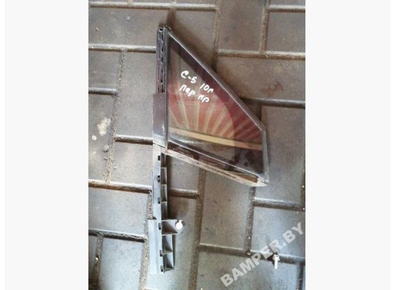 Стекло двери передней правой к Citroen C5, 2010г.
