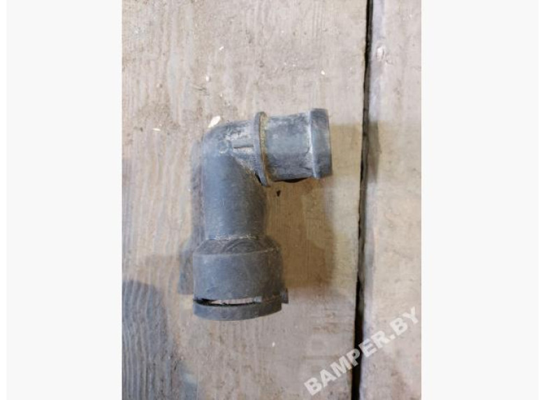 Корпус термостата к Volkswagen Passat, 1995г.