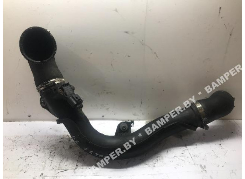 Патрубок интеркулера к Volkswagen Golf, 2011г.