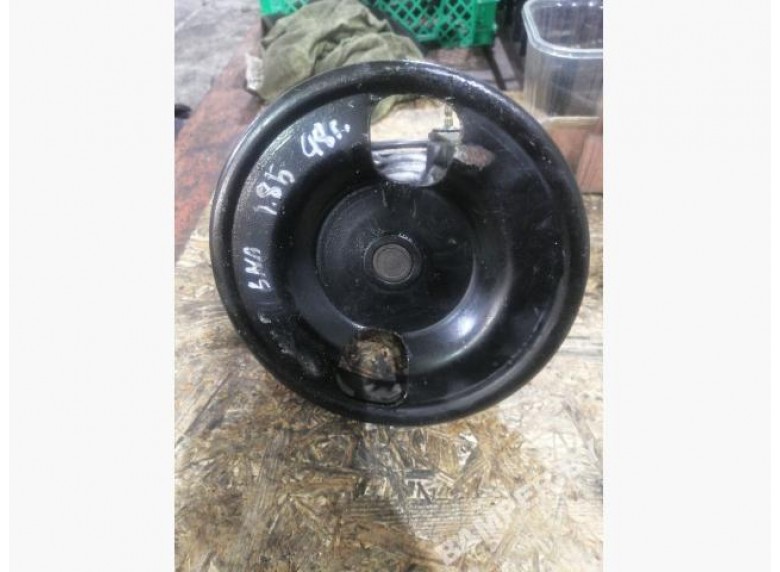 Насос гидроусилителя руля к Mitsubishi Carisma