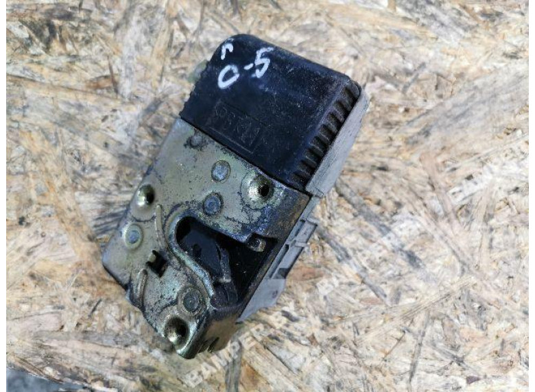 Замок двери передней левой к Citroen C5, 2001г.