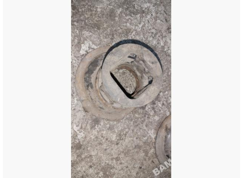 Опора амортизатора нижняя (чашка) к Renault Scenic, 2000г.