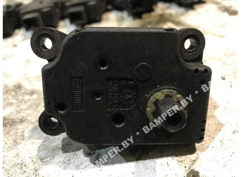 Моторчик заслонки печки к Citroen C4, 2008г.