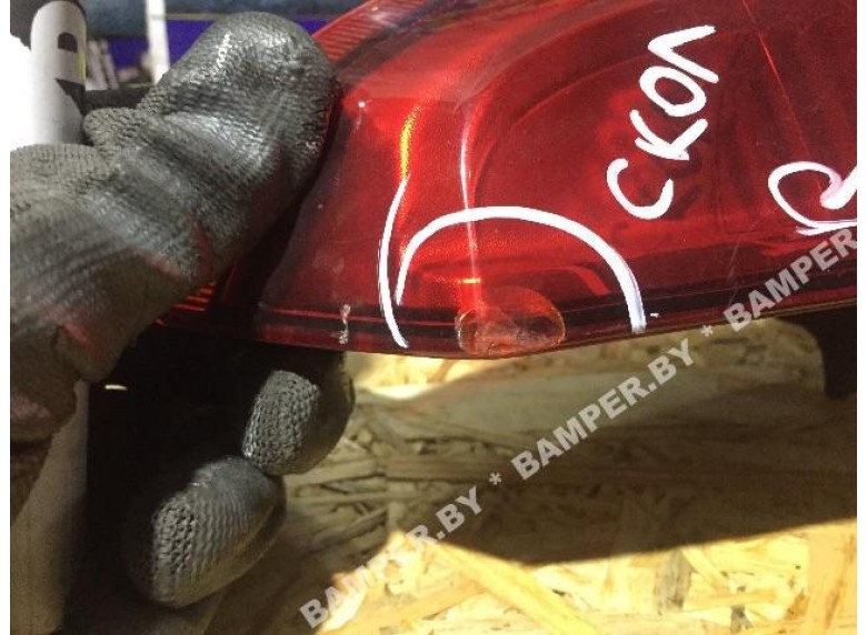 Фонарь задний правый к Ford Fiesta