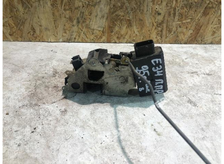 Замок двери передней правой к BMW 5 E34, 1995г.