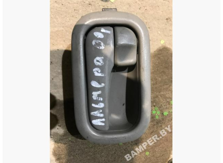 Ручка внутренняя передняя левая к Nissan Almera Tino, 2000г.