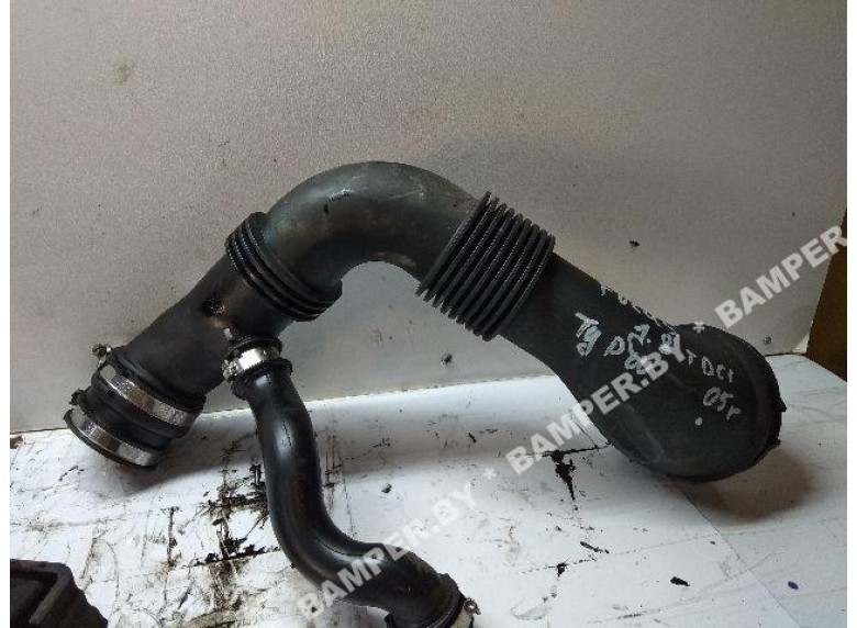 Патрубок воздушного фильтра к Ford Focus