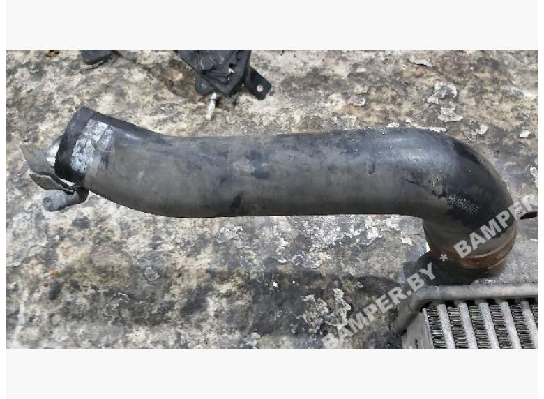 Патрубок интеркулера к Hyundai i20, 2009г.