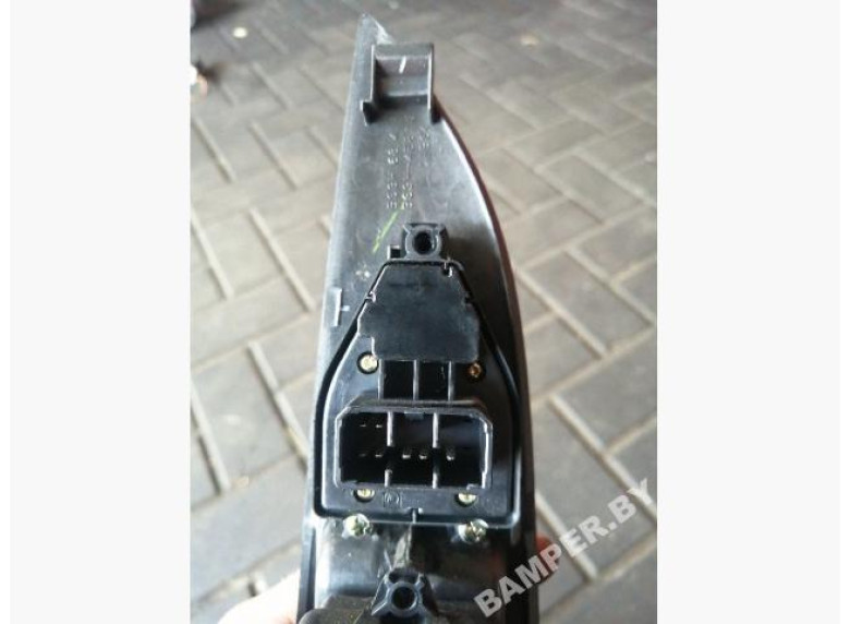 Джойстик регулировки зеркал к Mazda 3, 2006г.