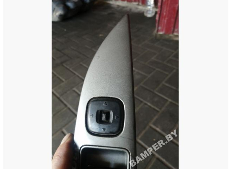 Джойстик регулировки зеркал к Mazda 3, 2006г.