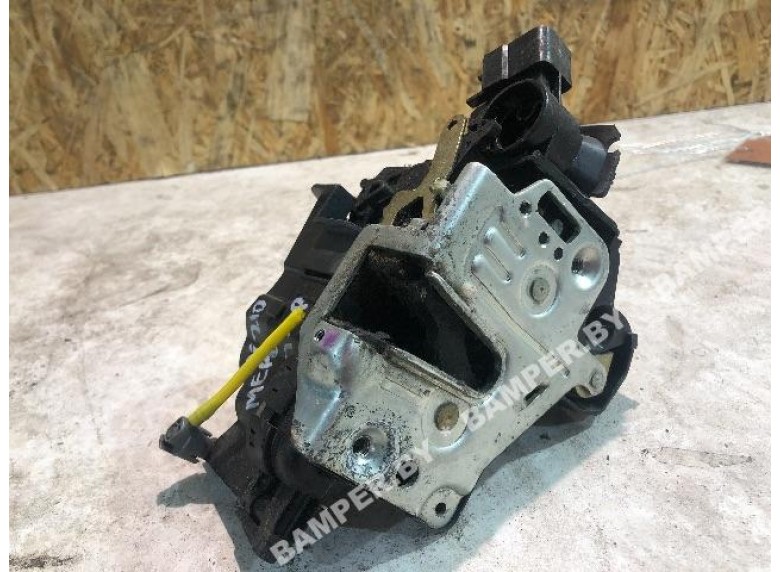 Замок двери передней правой к Mercedes E W210