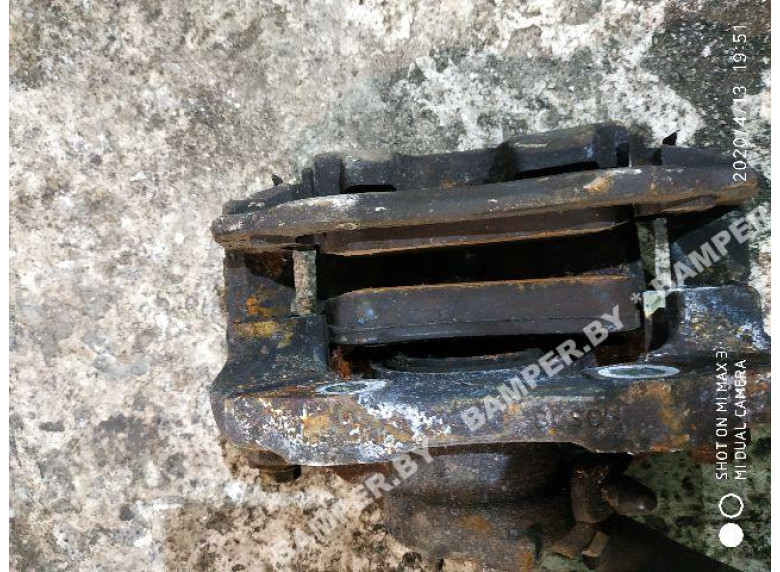 Суппорт передний левый к Peugeot 307, 2003г.