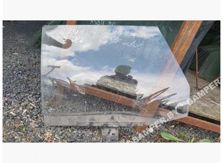 Стекло двери задней левой к Audi 80