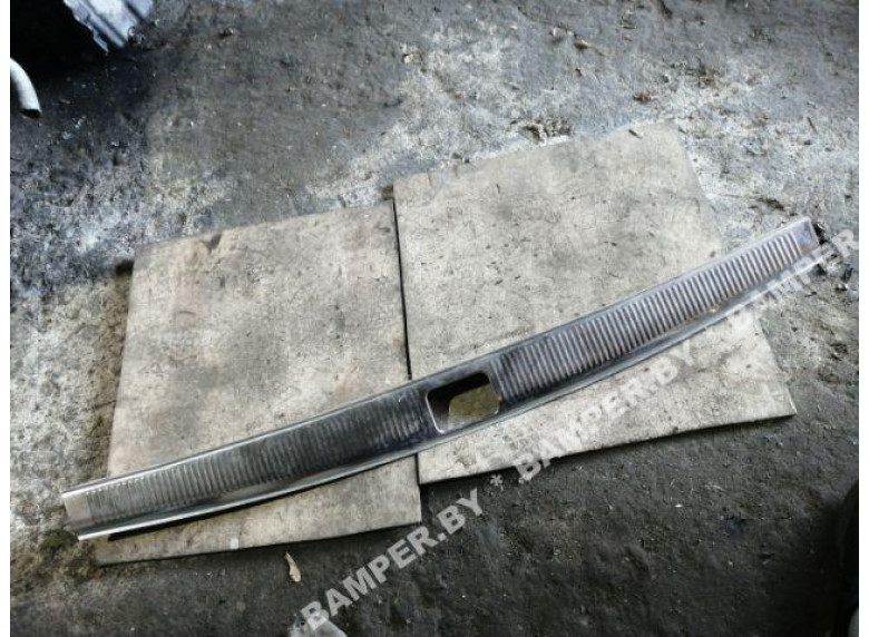 Накладка декоративная к Audi A6, 1998г.