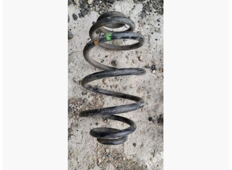 Пружина задняя к Volkswagen Passat, 1998г.