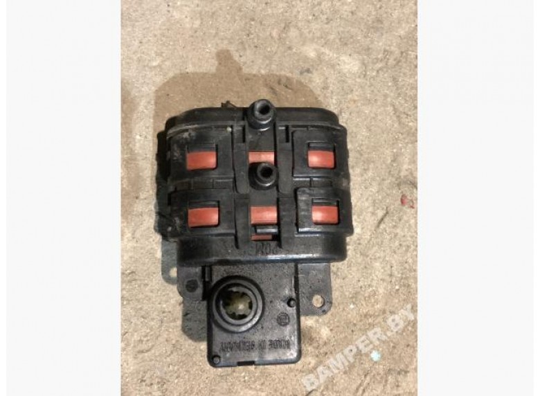 Моторчик заслонки печки к Mercedes E W210