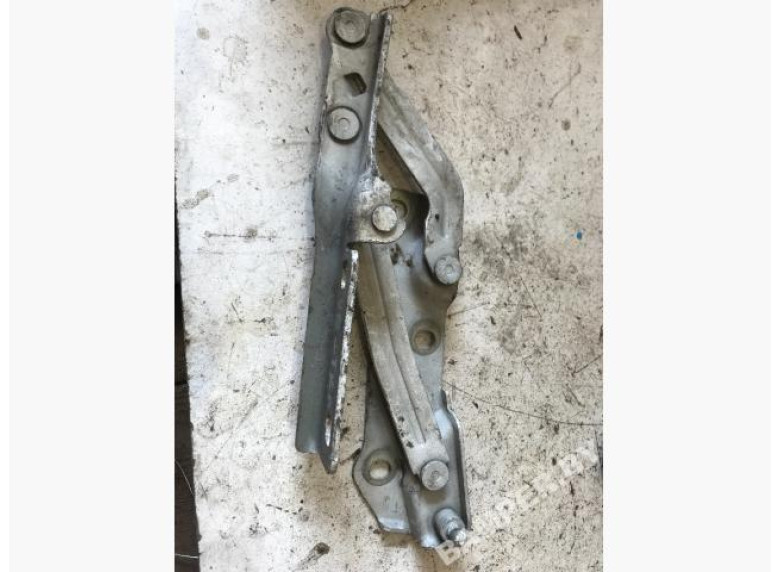 Петля капота правая к Opel Vectra, 1998г.