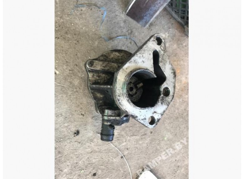 Насос вакуумный к Volvo V40