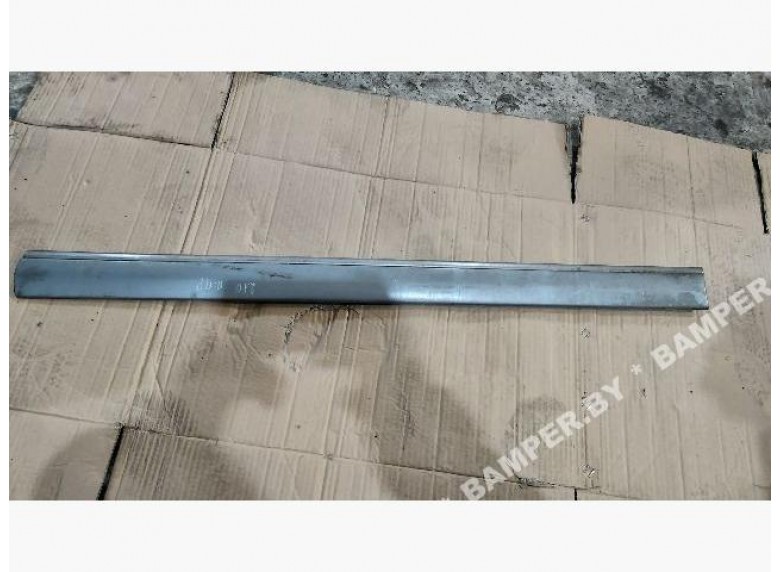 Молдинг двери передней правой к Mercedes E W210