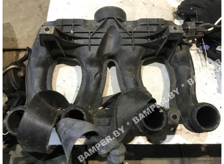 Коллектор впускной к Peugeot Partner, 2000г.