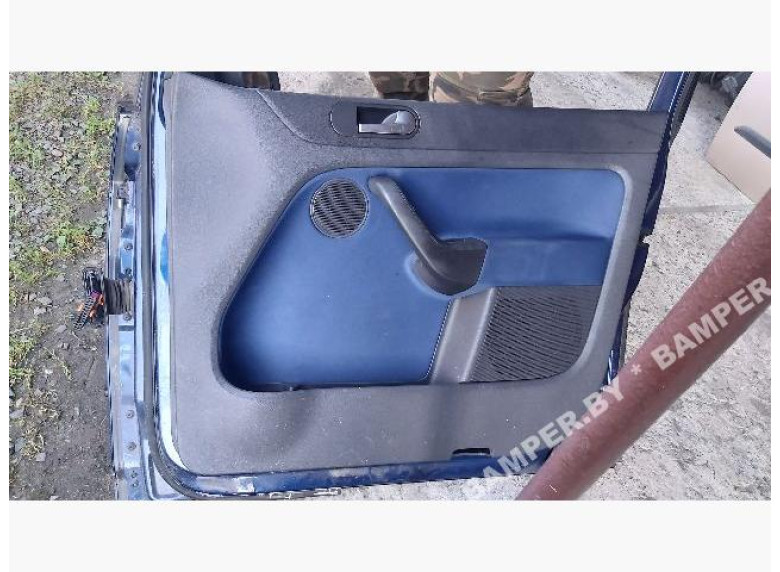 Обшивка двери (дверная карта) комплект к Volkswagen Golf Plus, 2006г.