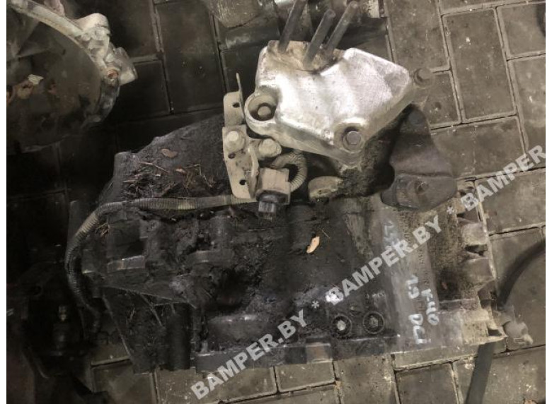 КПП механическая (МКПП) к Volvo V40, 2001г.