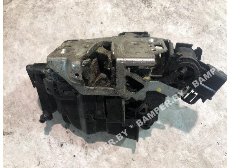 Замок двери передней левой к Mercedes E W210