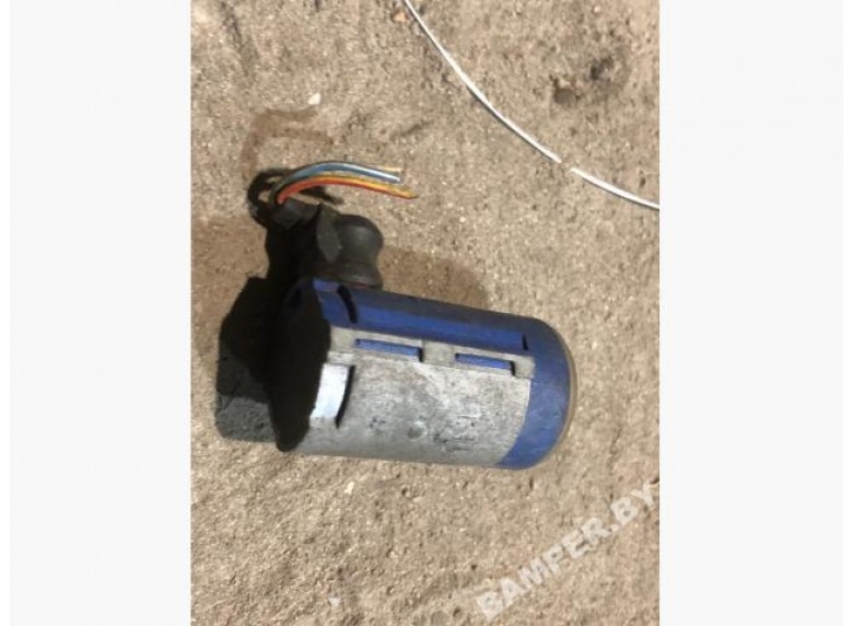 Датчик парктроника к Ford Focus