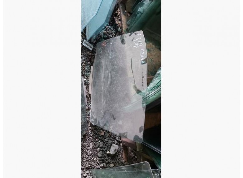 Стекло двери задней правой к Mercedes E W210