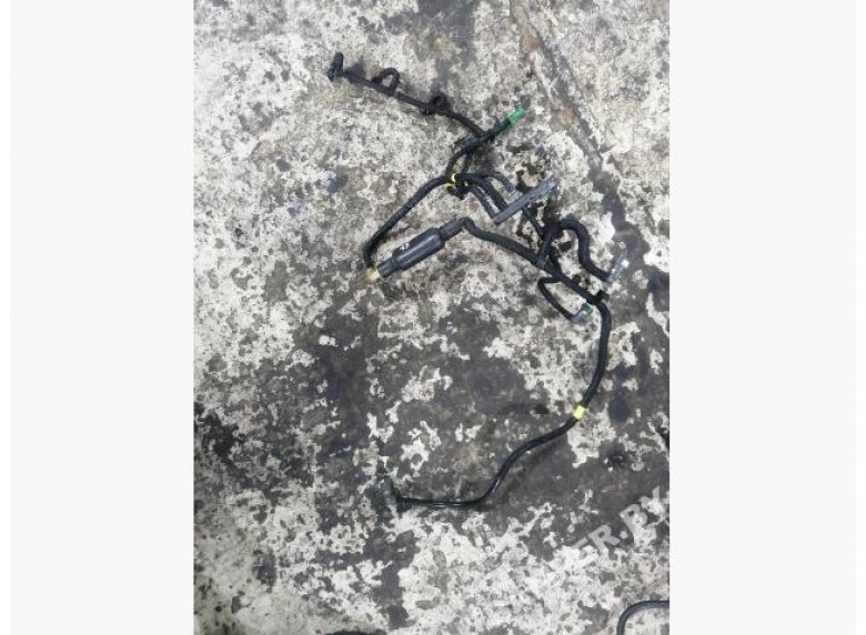 Трубка топливная к Peugeot 407