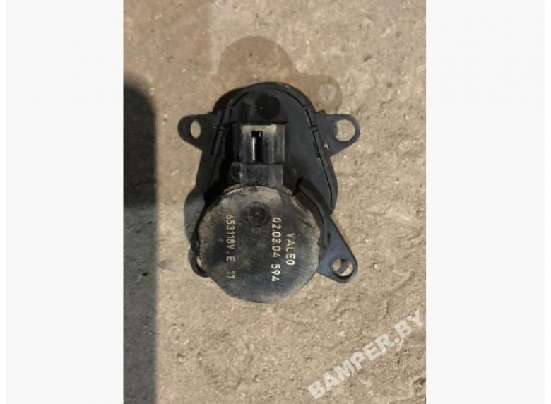 Моторчик заслонки печки к Peugeot 607