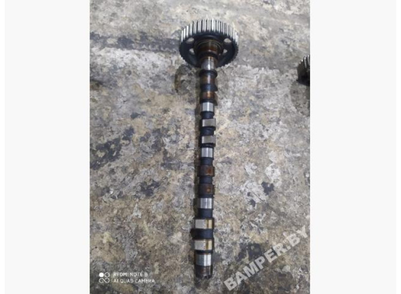 Распредвал к Volvo V40, 2000г.