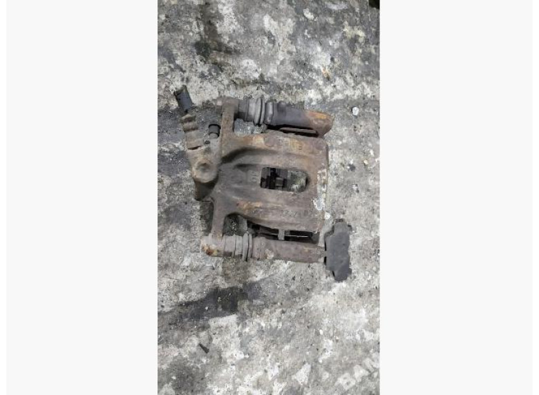 Суппорт задний правый к Mercedes B W245, 2006г.