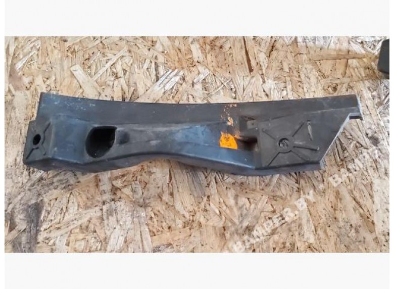 Кронштейн крепления бампера к Volkswagen Touran