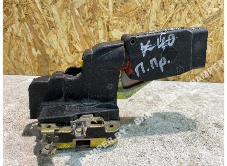 Замок двери передней правой к Volvo S40